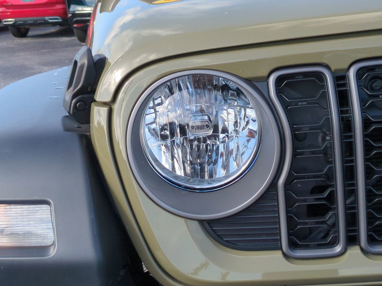 2025 Jeep Wrangler 4-Door Sport 4x4