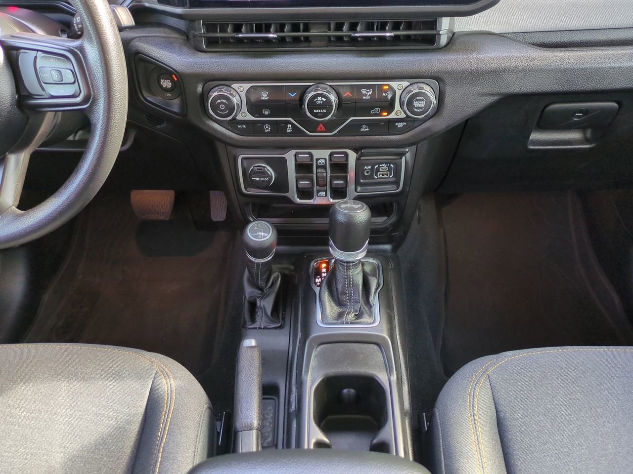 2025 Jeep Wrangler 4-Door Sport 4x4