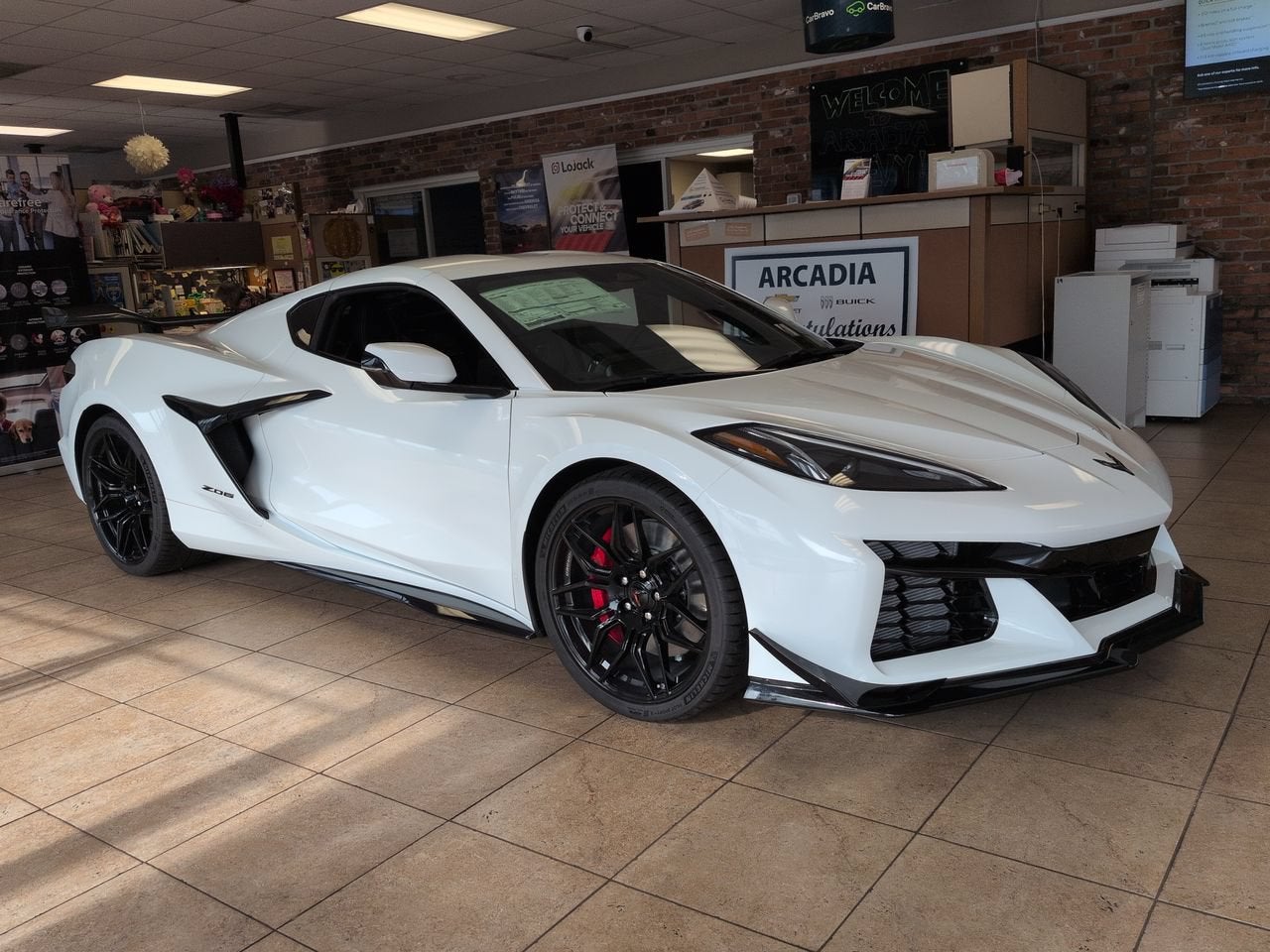 2027 Chevrolet Corvette Z06 2LZ