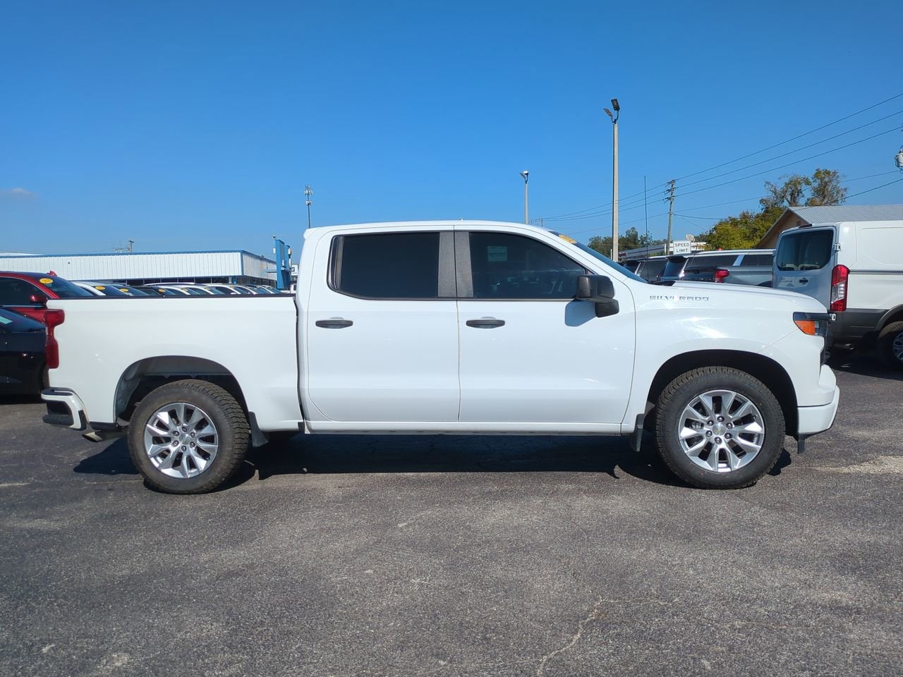2022 Chevrolet Silverado 1500 Custom