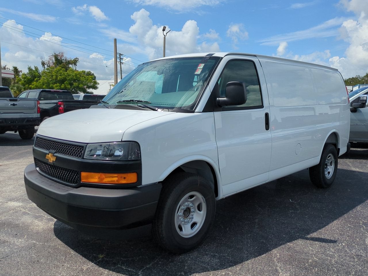 2026 Chevrolet Express Cargo WT