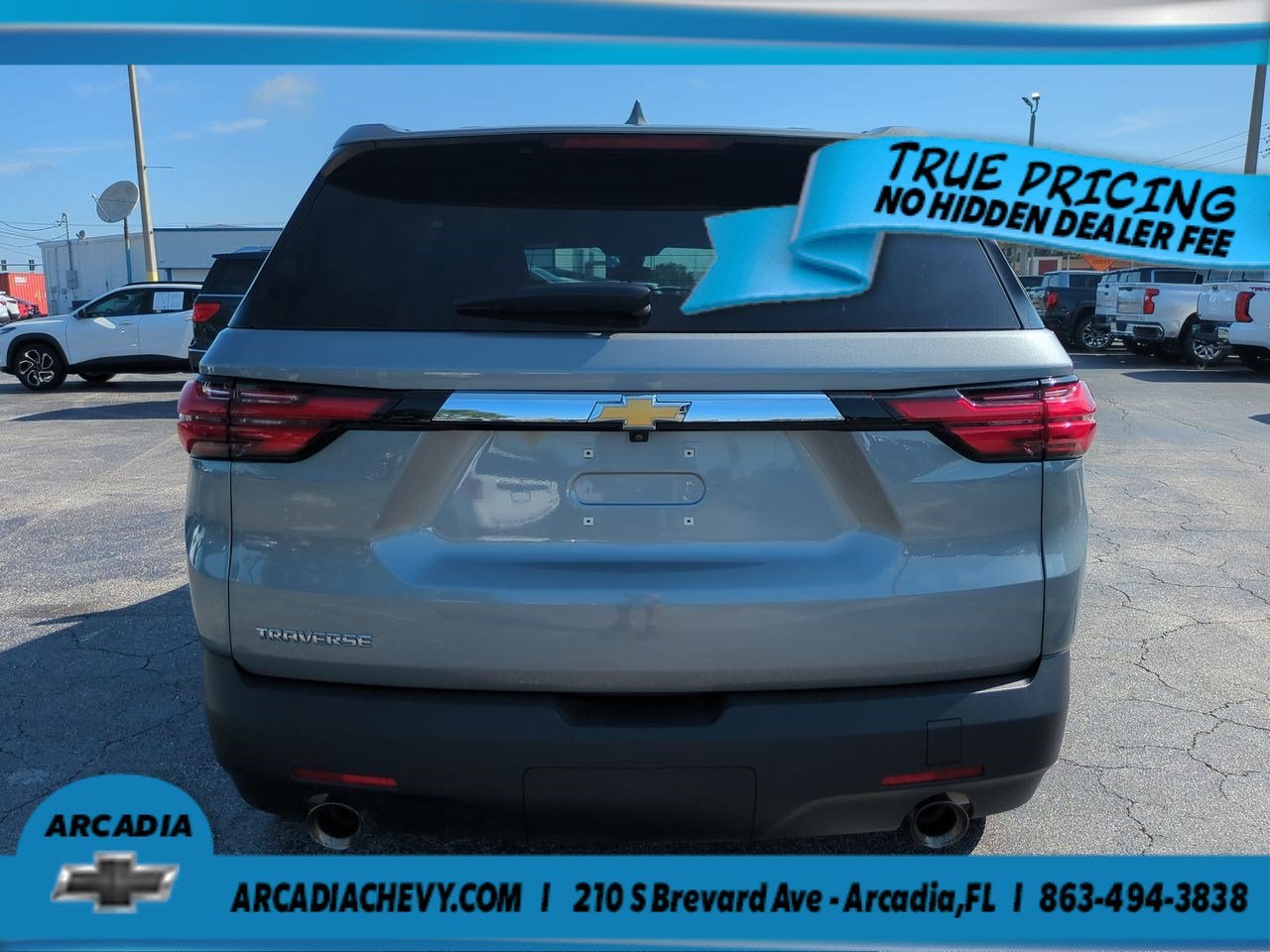 2023 Chevrolet Traverse LS