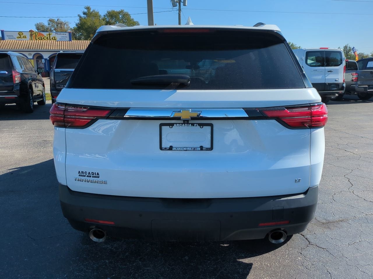 2023 Chevrolet Traverse LT Cloth