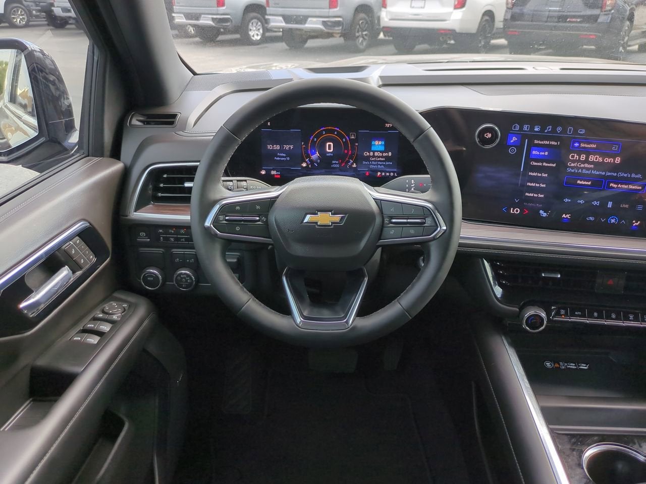 2025 Chevrolet Suburban LT