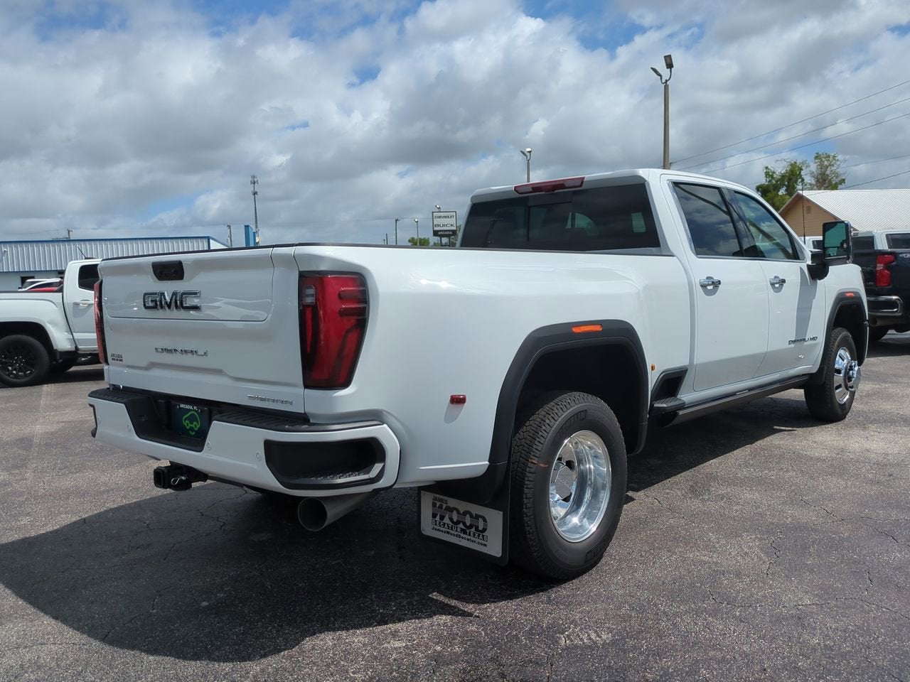 2026 GMC Sierra 3500 HD Denali Ultimate DRW