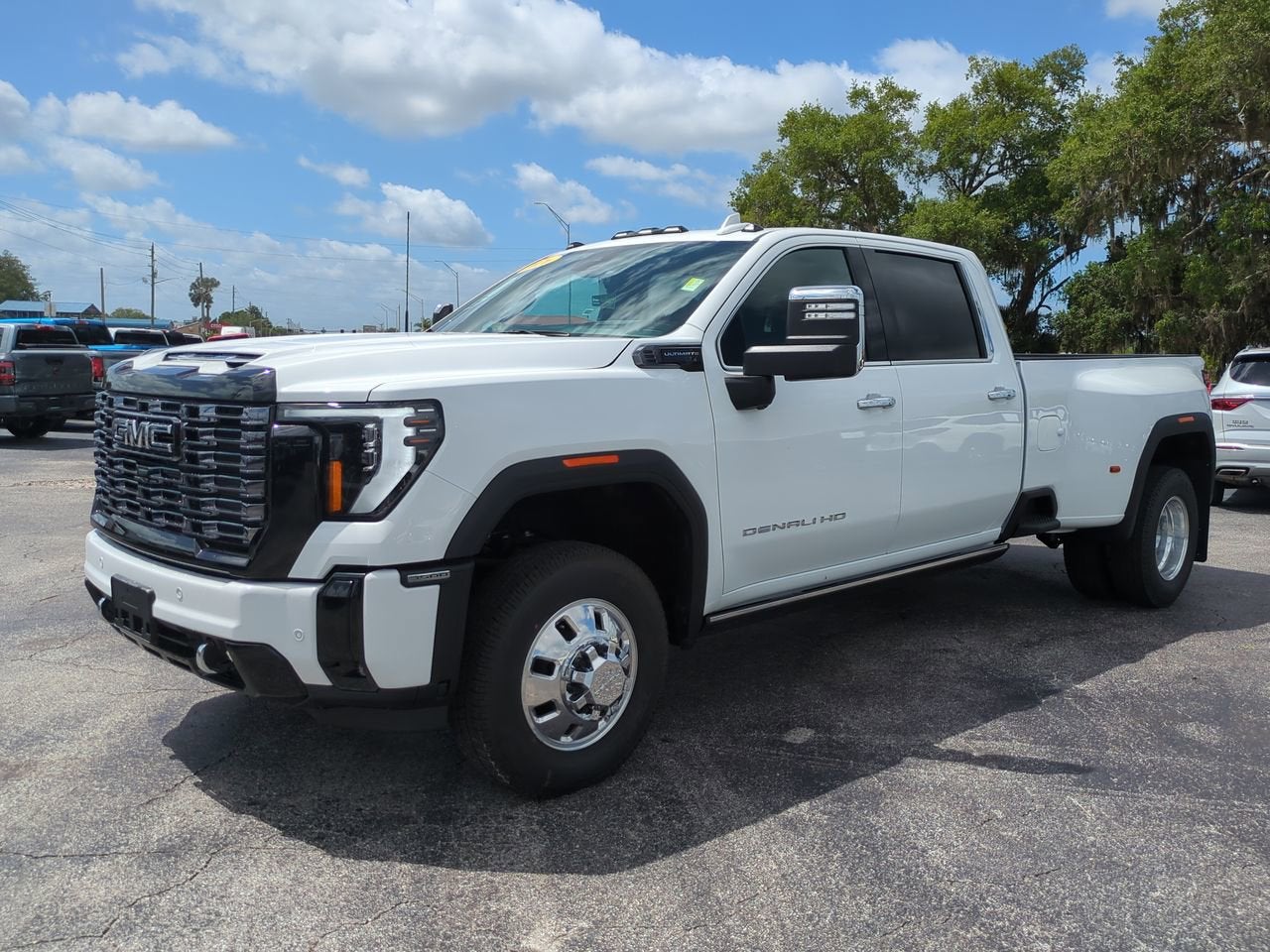 2026 GMC Sierra 3500 HD Denali Ultimate DRW