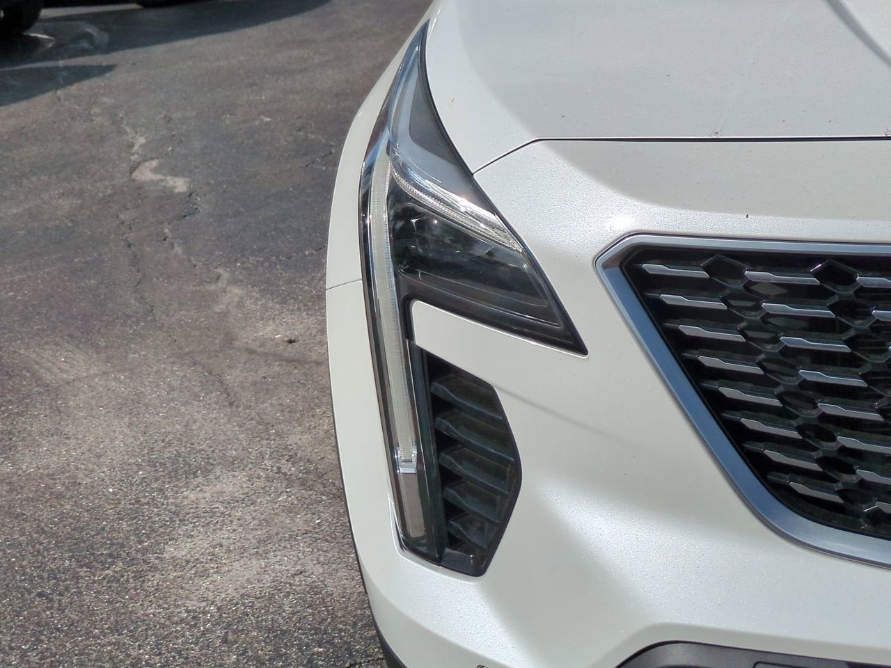 2022 Cadillac XT4 Premium Luxury