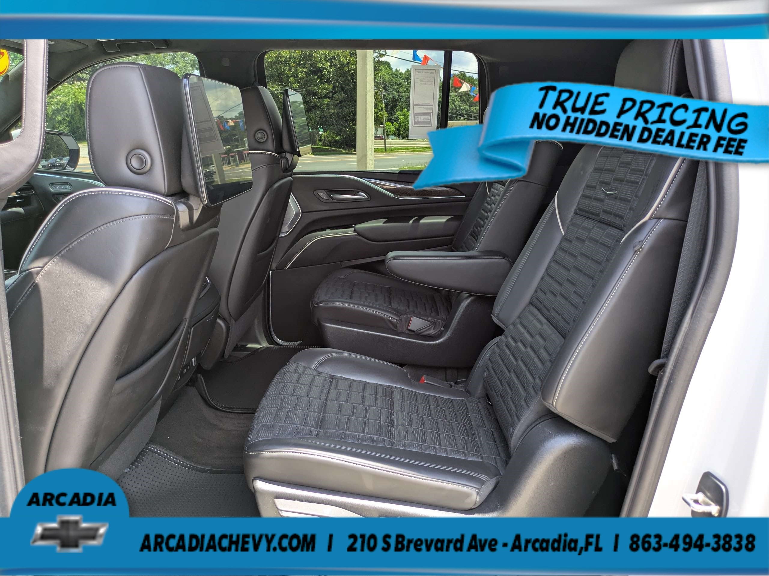 2023 Cadillac Escalade ESV Sport Platinum