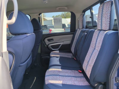 2023 Nissan TITAN Crew Cab SV 4x2