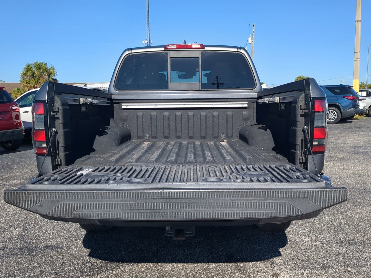 2022 Nissan Frontier Crew Cab SV 4x4