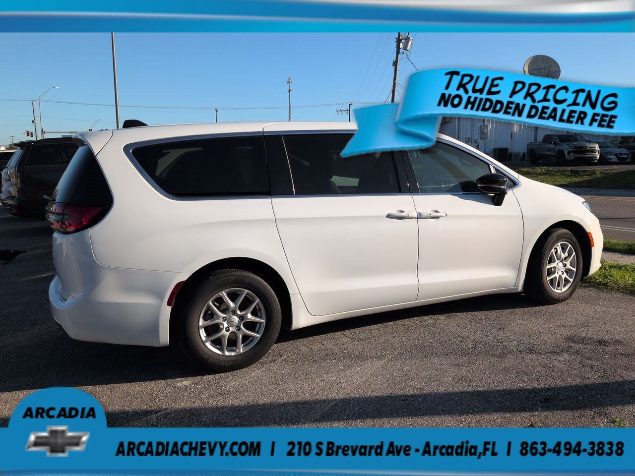 2026 Chrysler Pacifica Select
