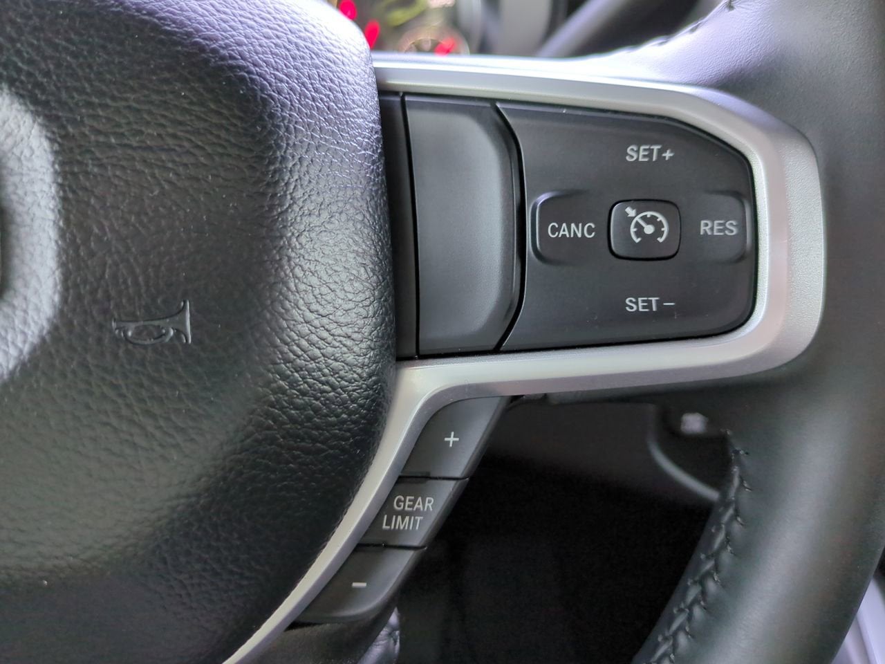 2024 RAM 3500 Big Horn Crew Cab 4x4 8' Box