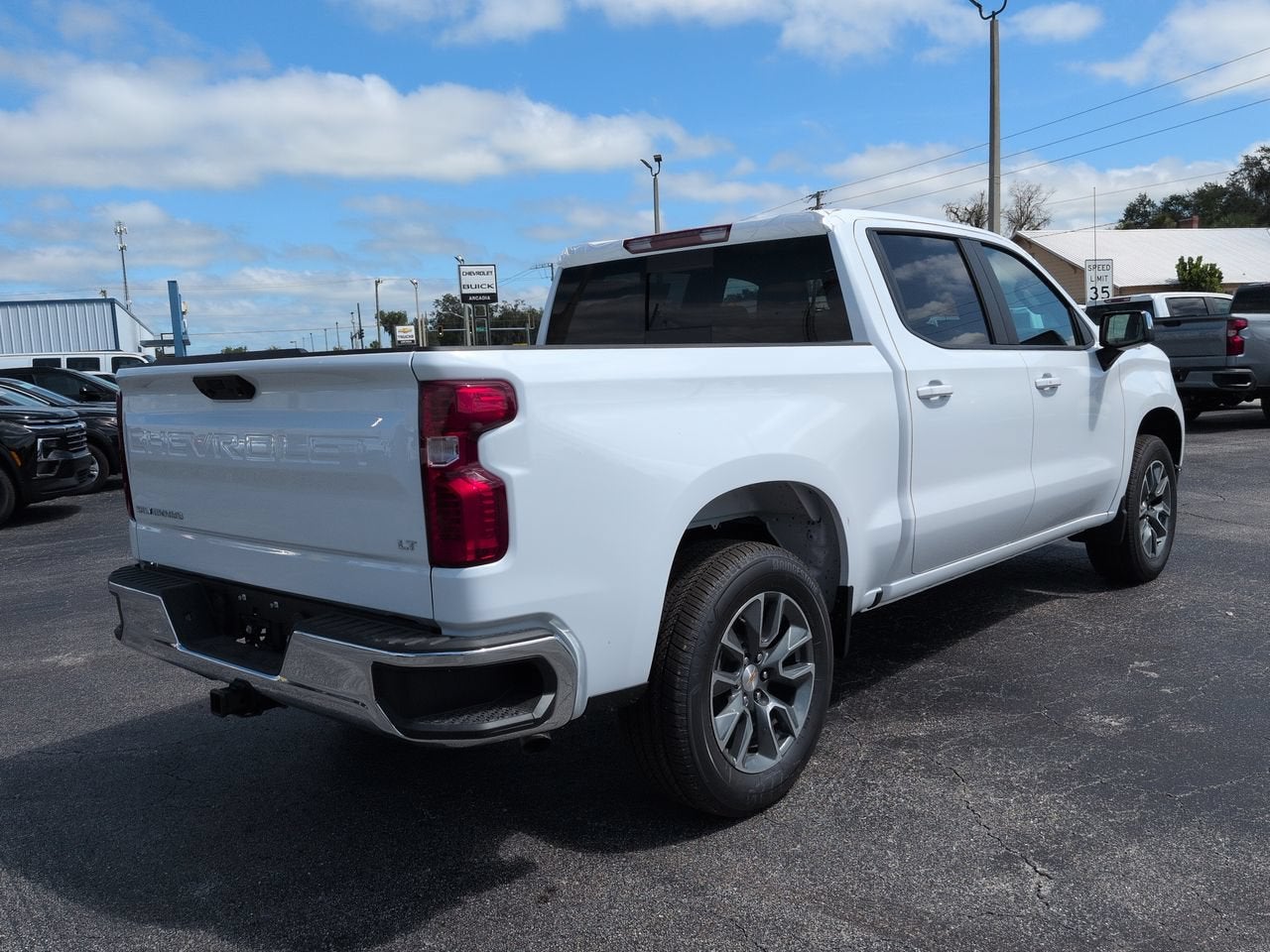 2026 Chevrolet Silverado 1500 LT