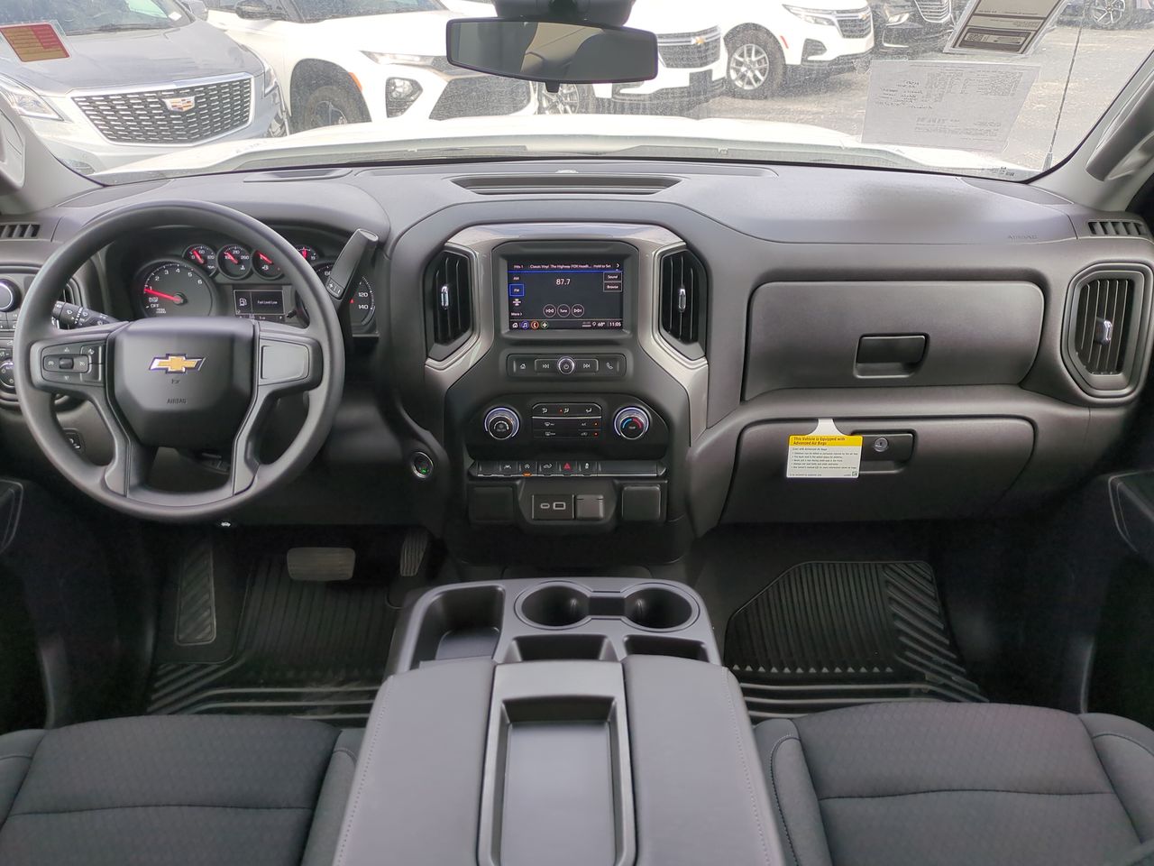 2025 Chevrolet Silverado 1500 Custom