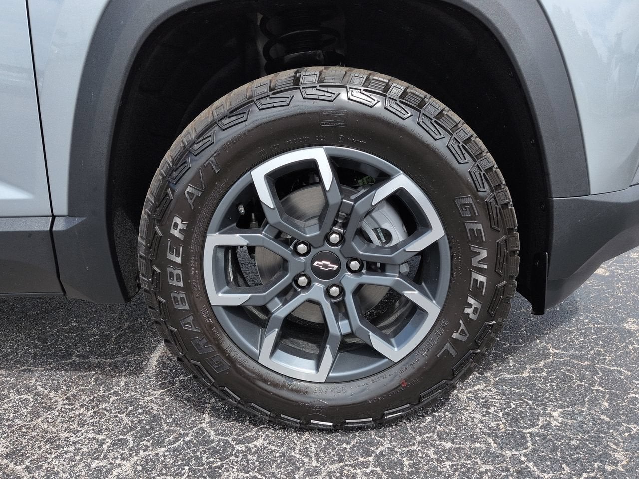 2027 Chevrolet Equinox ACTIV