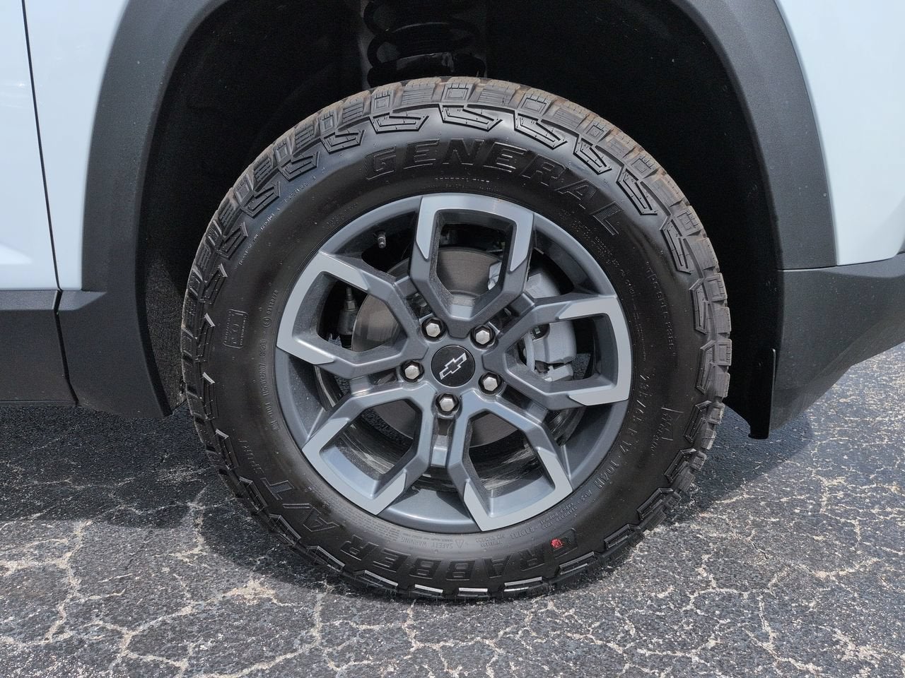 2027 Chevrolet Equinox ACTIV