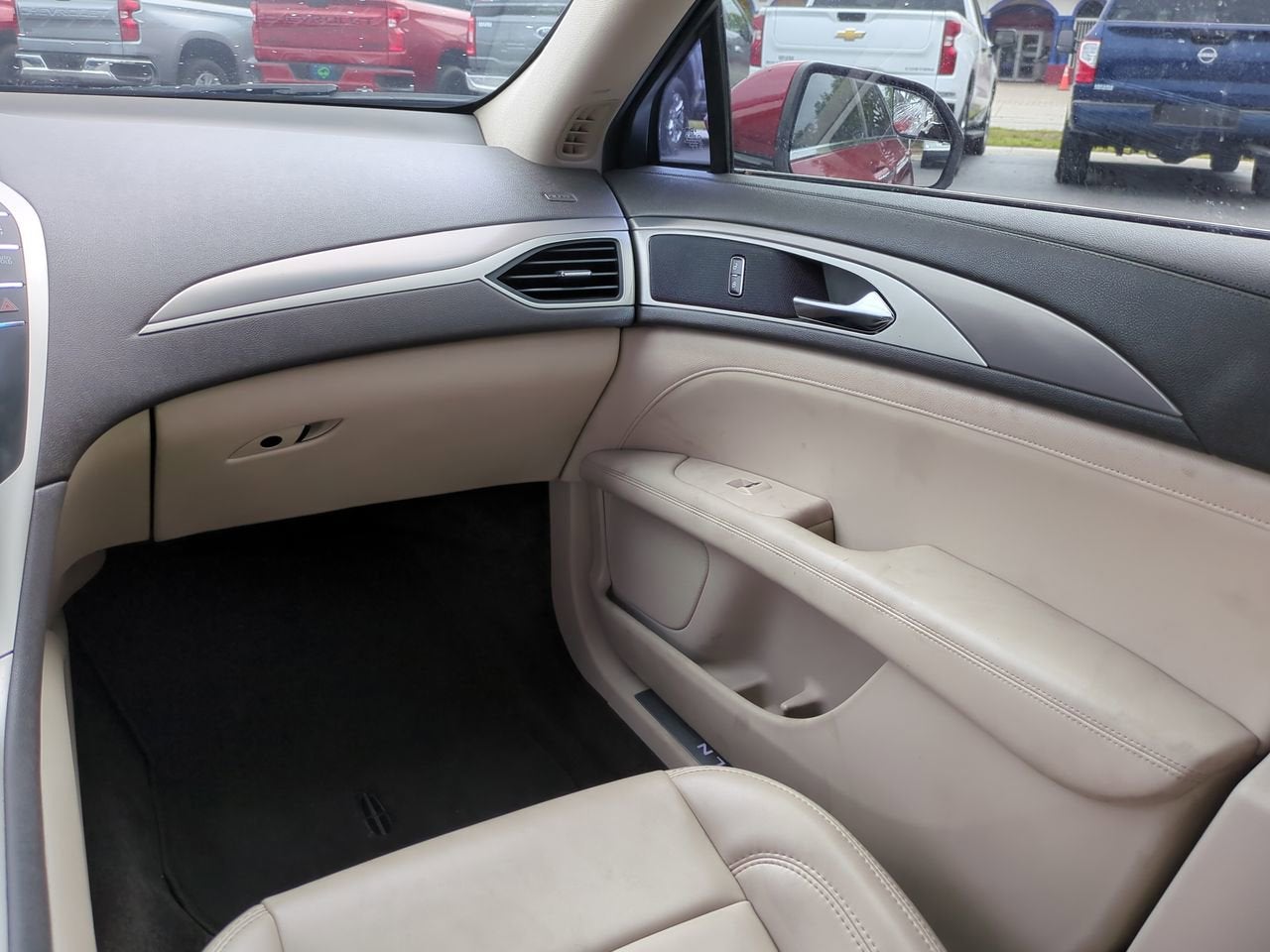 2017 Lincoln MKZ Premiere