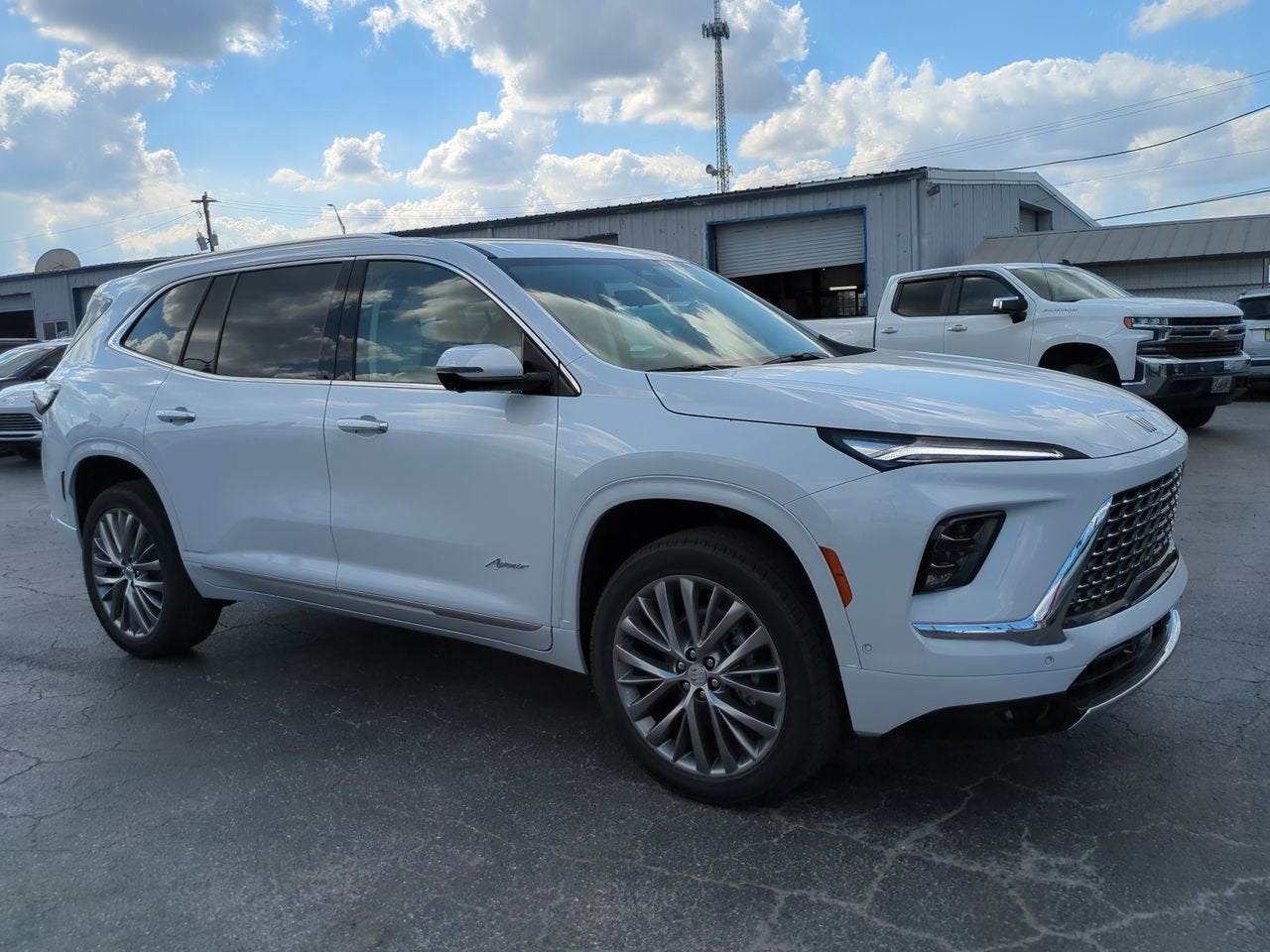 2026 Buick Enclave Avenir