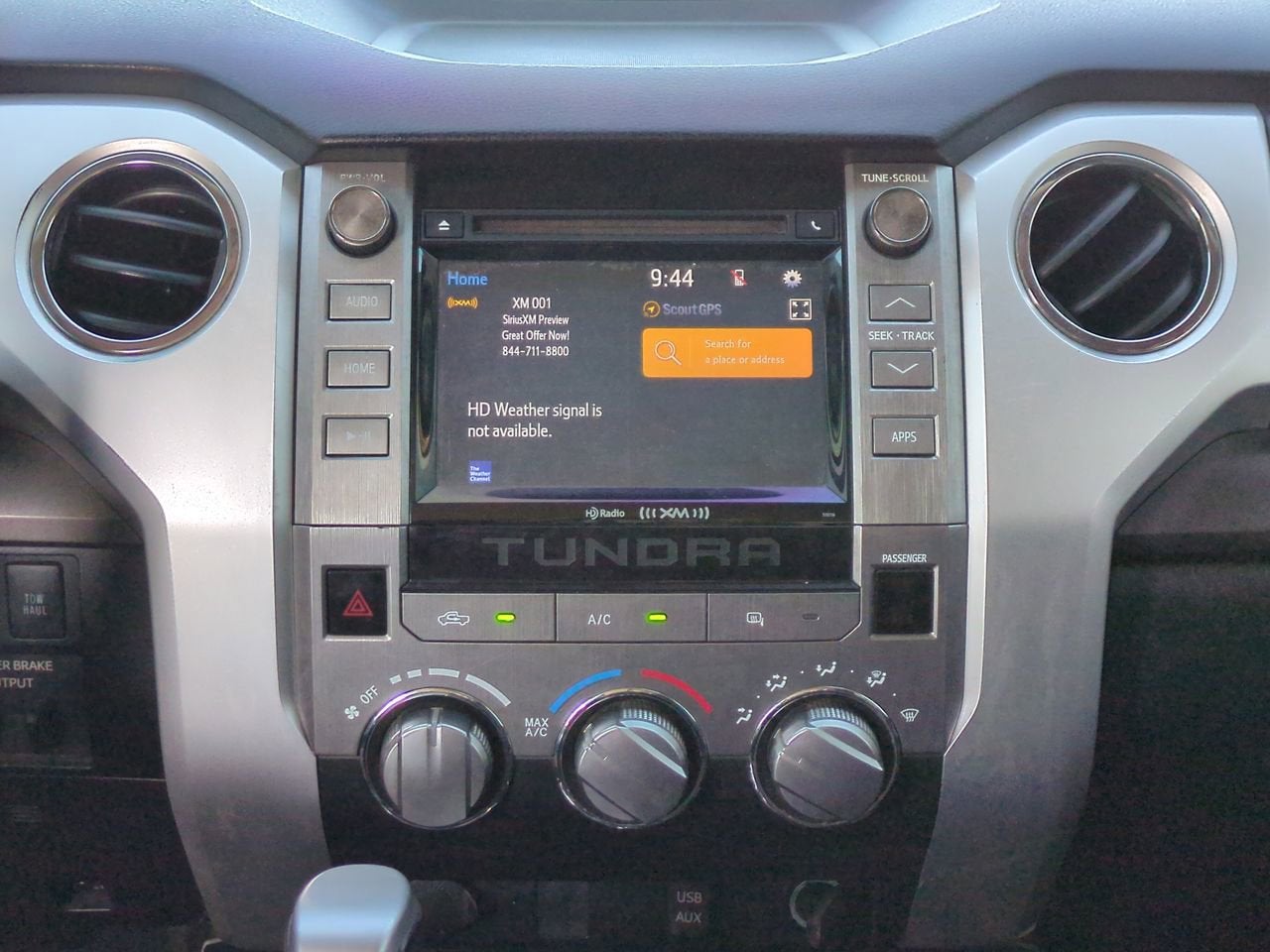 2016 Toyota Tundra SR5 5.7L V8