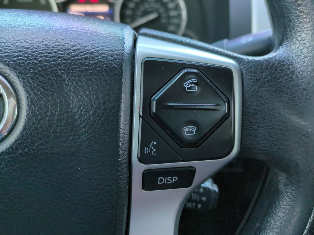 2016 Toyota Tundra SR5 5.7L V8