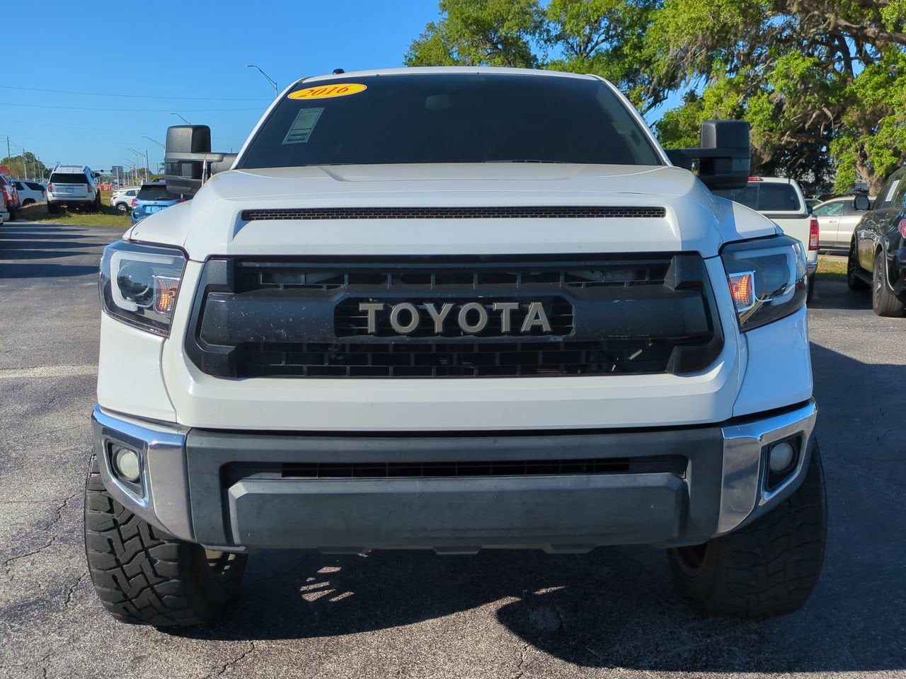 2016 Toyota Tundra SR5 5.7L V8