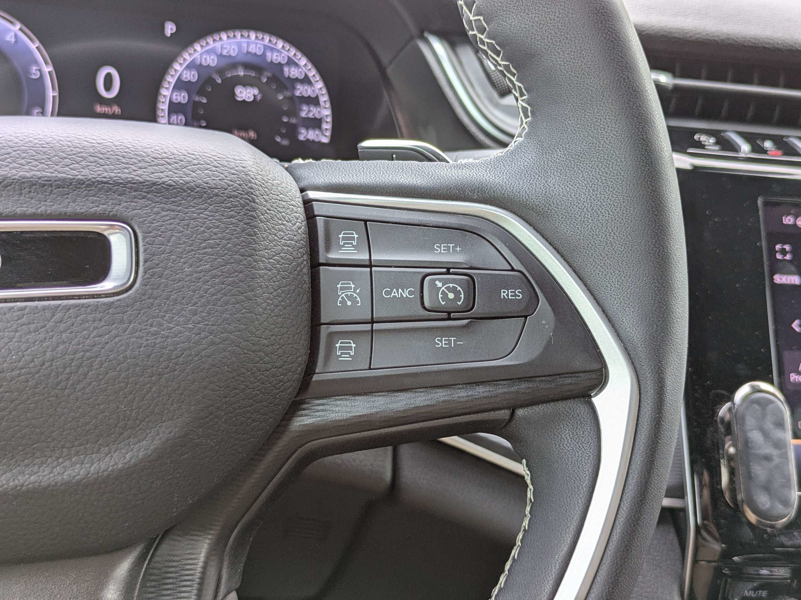 2024 Jeep Grand Cherokee L Altitude X 4x4