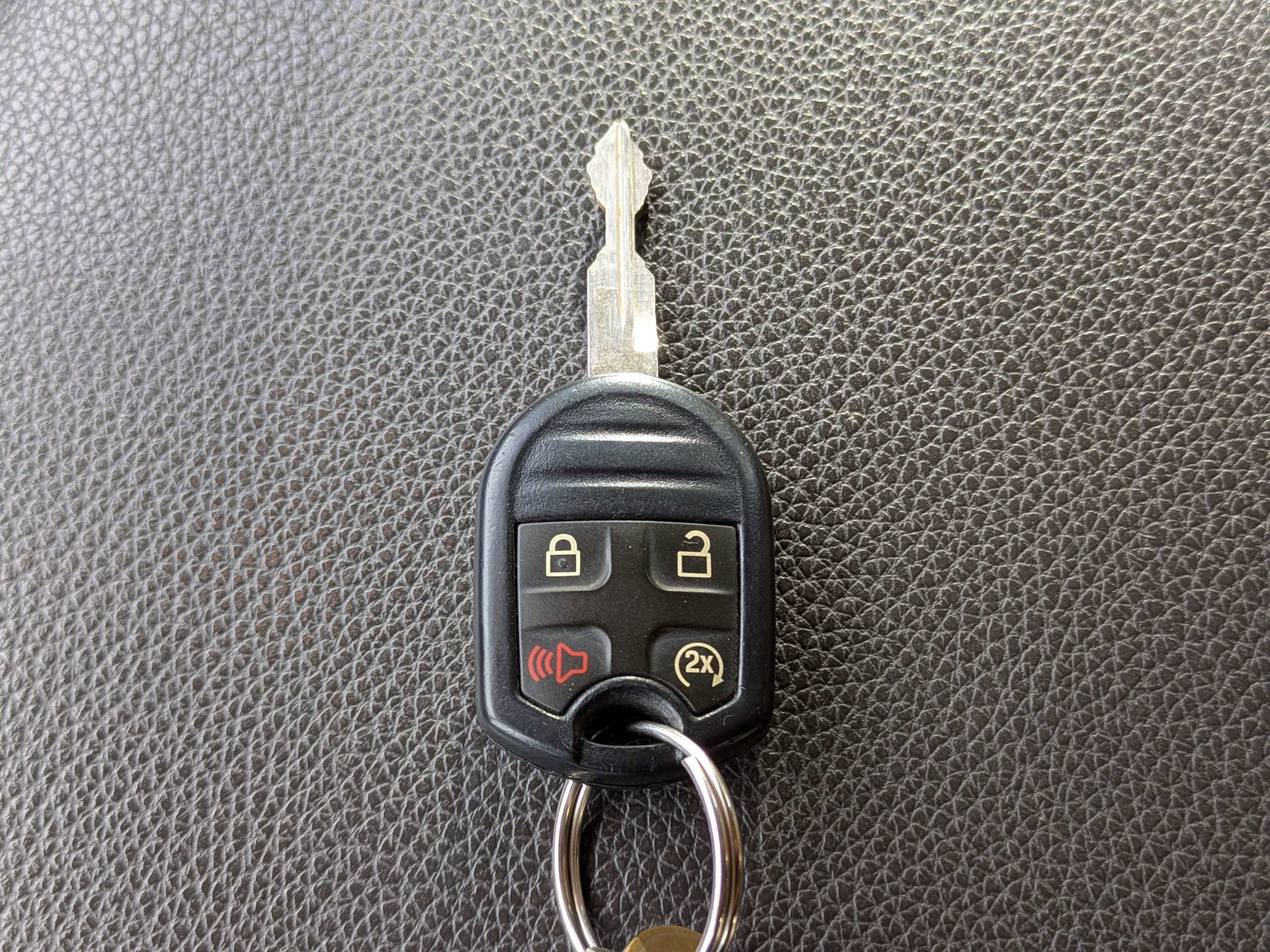 2012 Ford Super Duty F-250 SRW XL