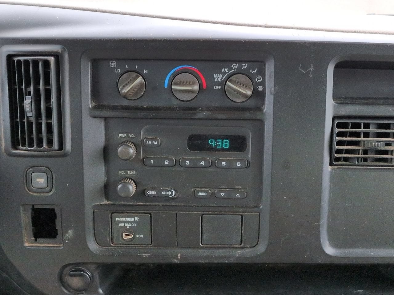2005 Chevrolet Express Cargo 2500 Base