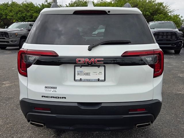 2022 GMC Acadia SLE