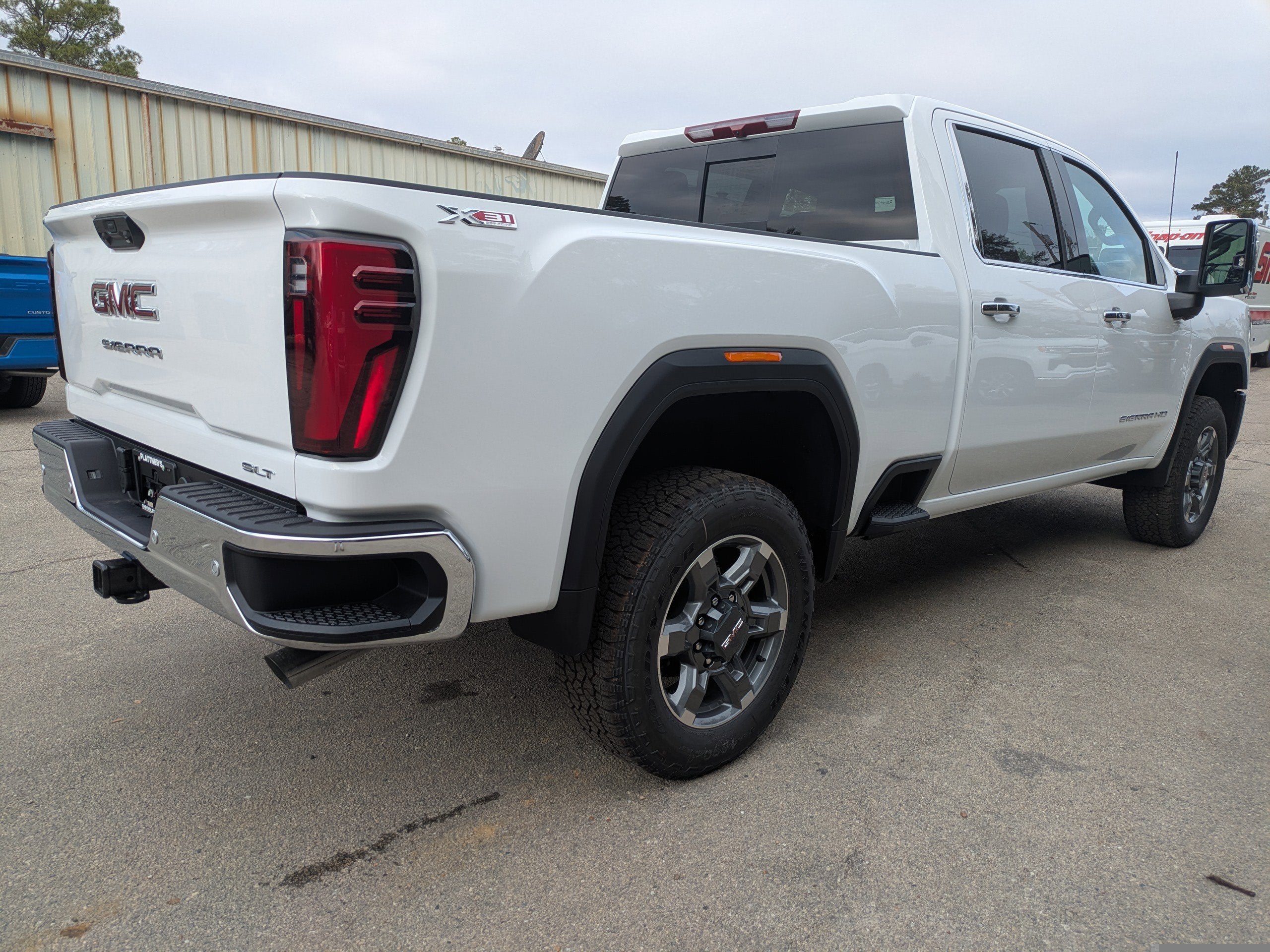 2026 GMC Sierra 2500 HD SLT