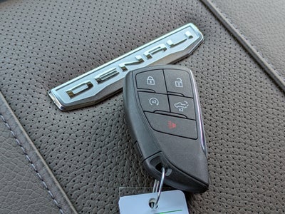 2025 GMC Sierra 2500 HD Denali