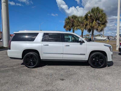 2020 Cadillac Escalade ESV Premium Luxury