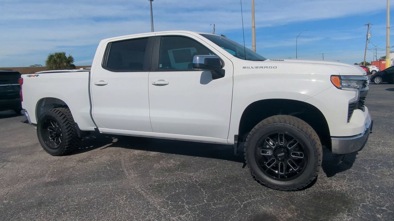 2025 Chevrolet Silverado 1500 LT (2FL)