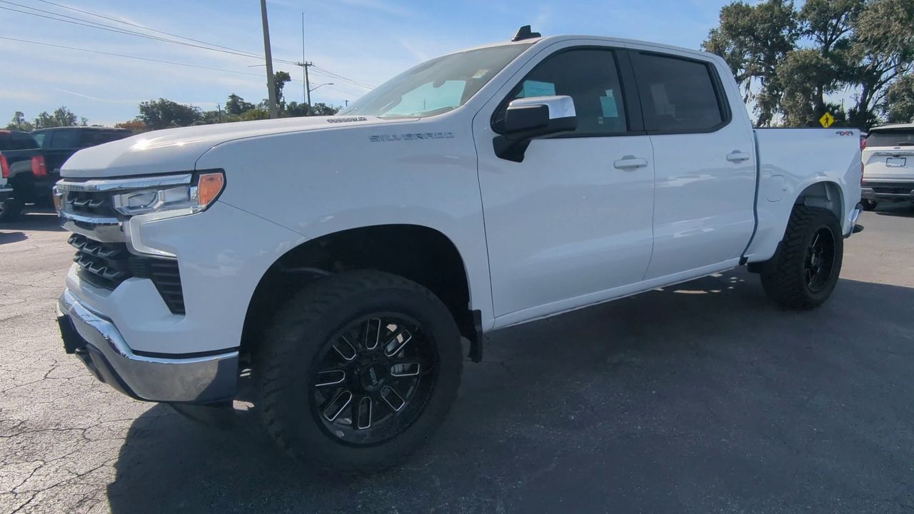 2025 Chevrolet Silverado 1500 LT (2FL)