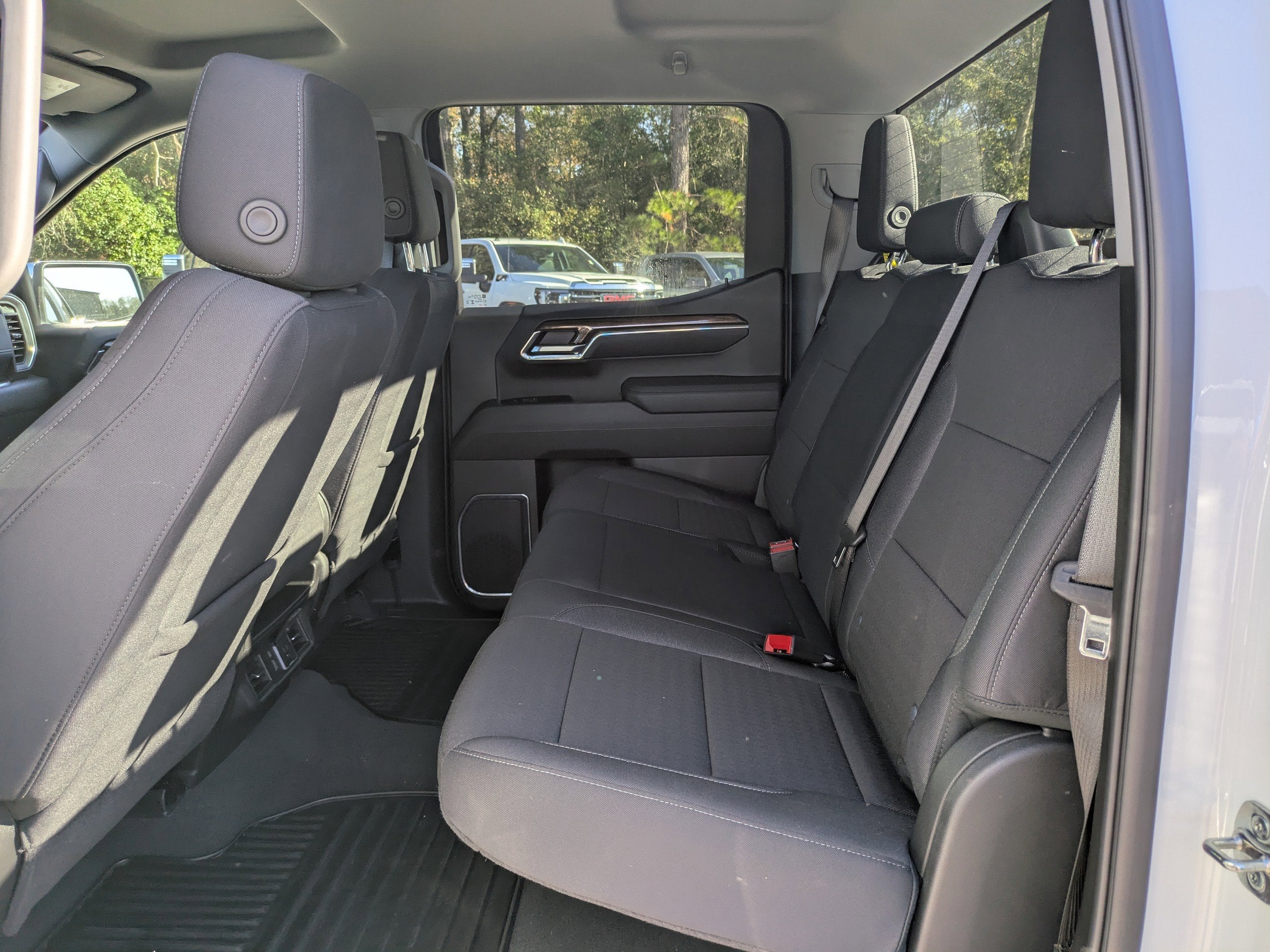 2025 Chevrolet Silverado 1500 LT (2FL)