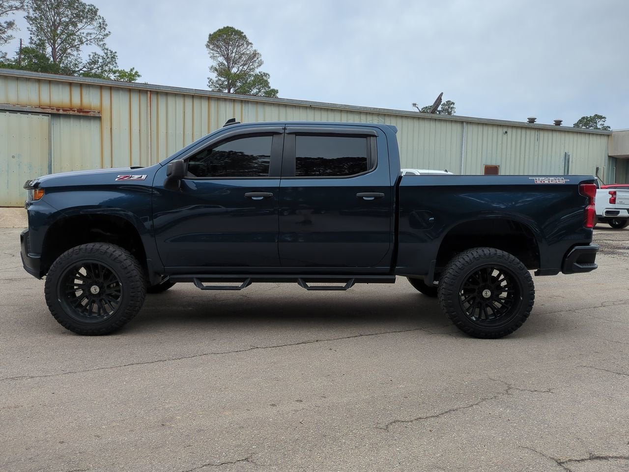 2022 Chevrolet Silverado 1500 LTD Custom Trail Boss