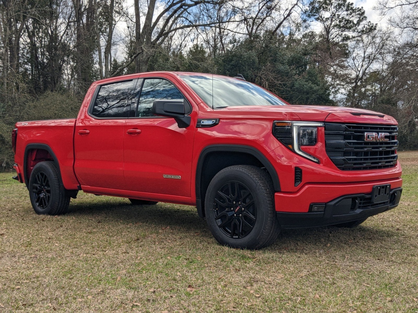 2025 GMC Sierra 1500 Elevation