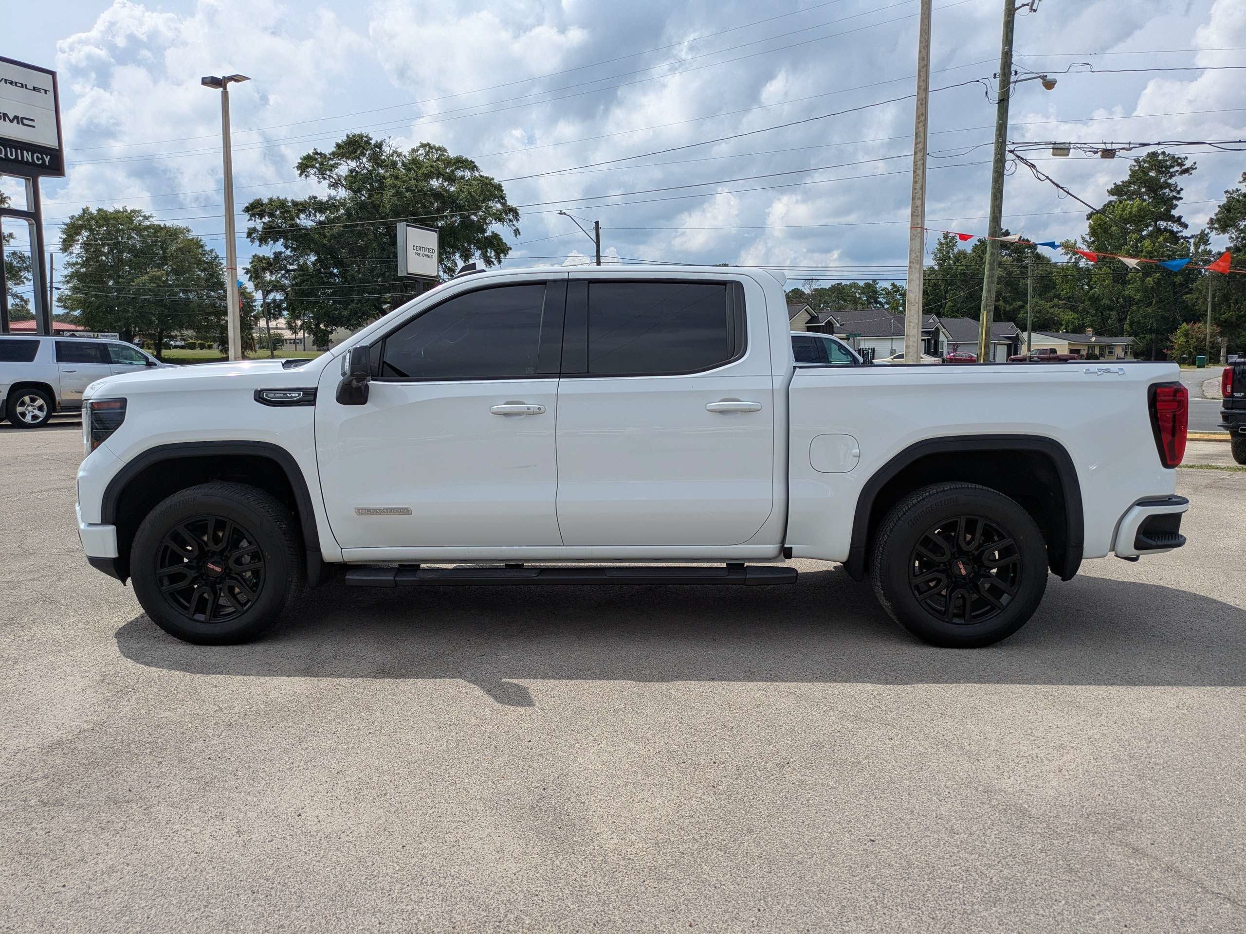 2022 GMC Sierra 1500 Elevation