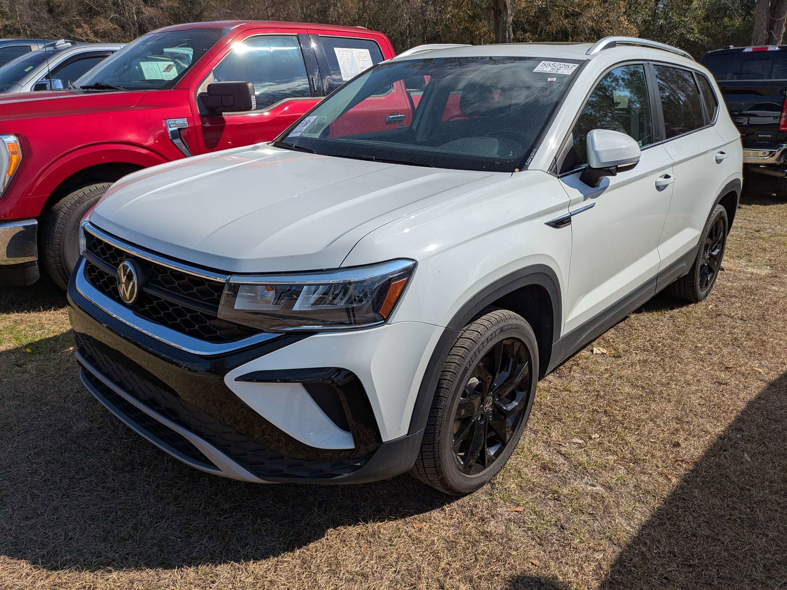 2024 Volkswagen Taos SE