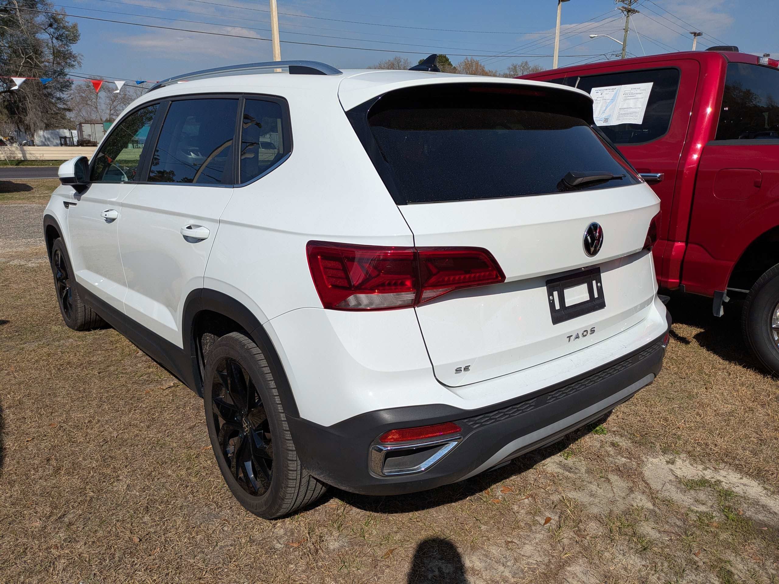 2024 Volkswagen Taos SE