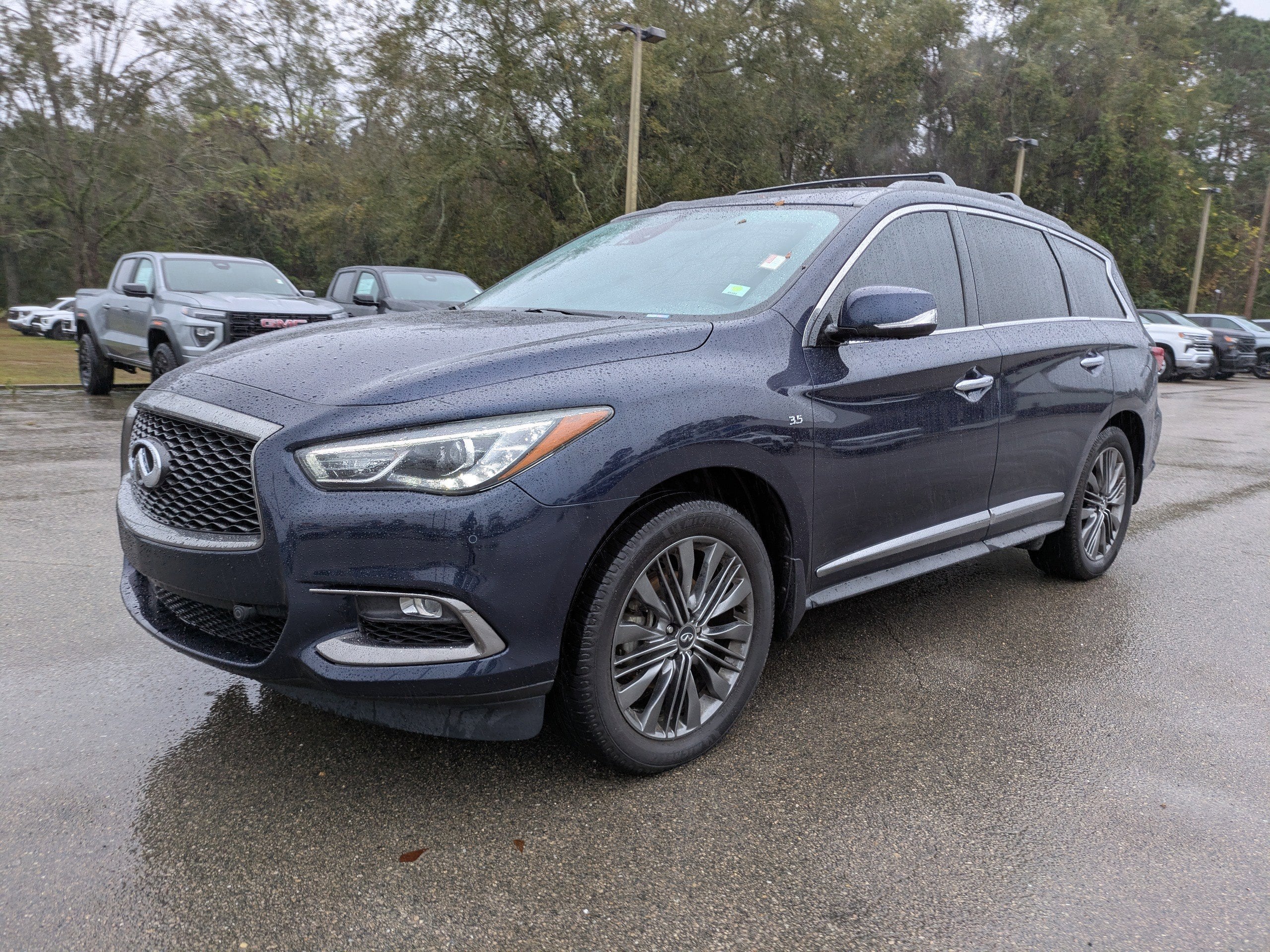 2019 INFINITI QX60 LUXE