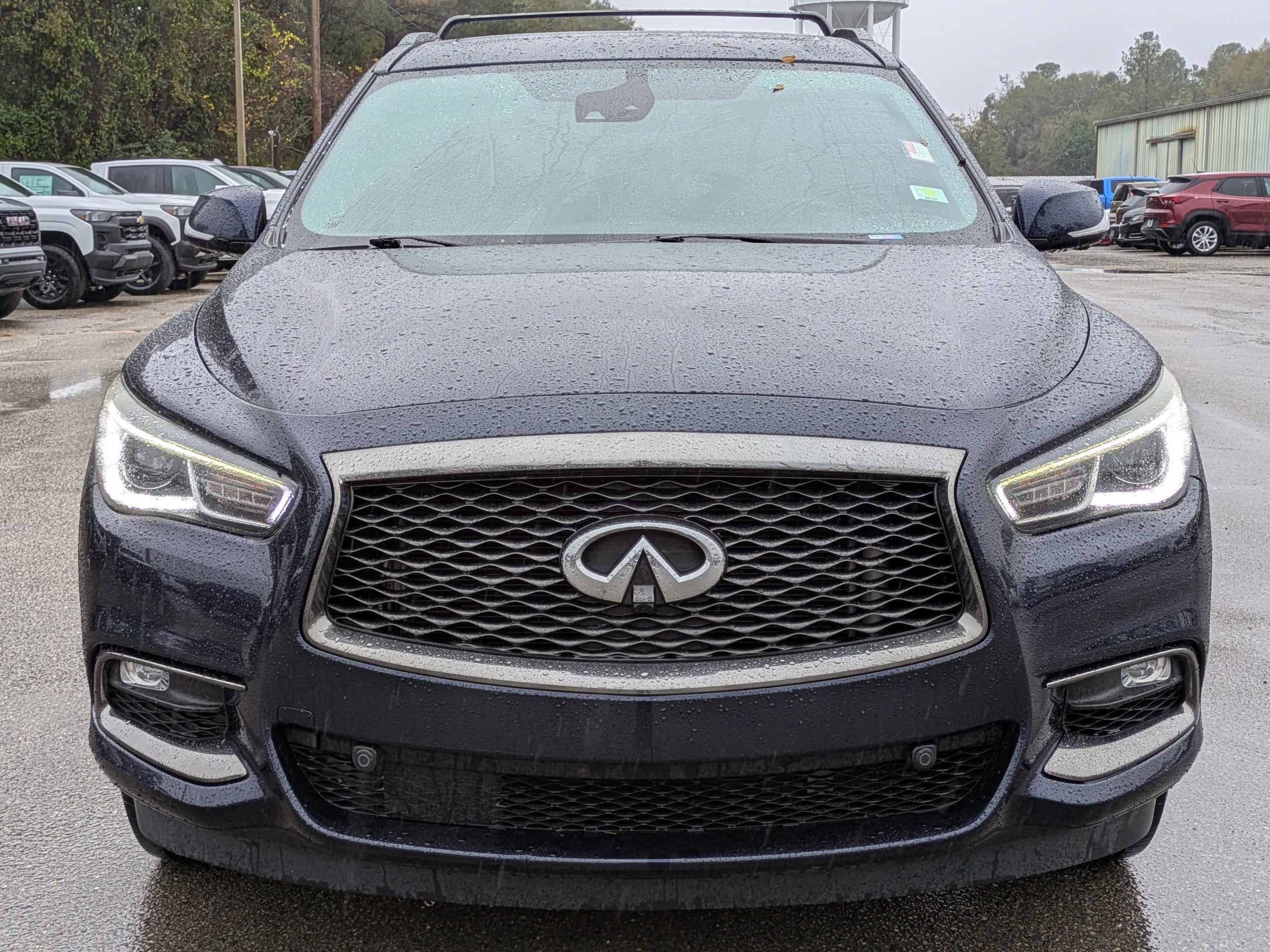 2019 INFINITI QX60 LUXE