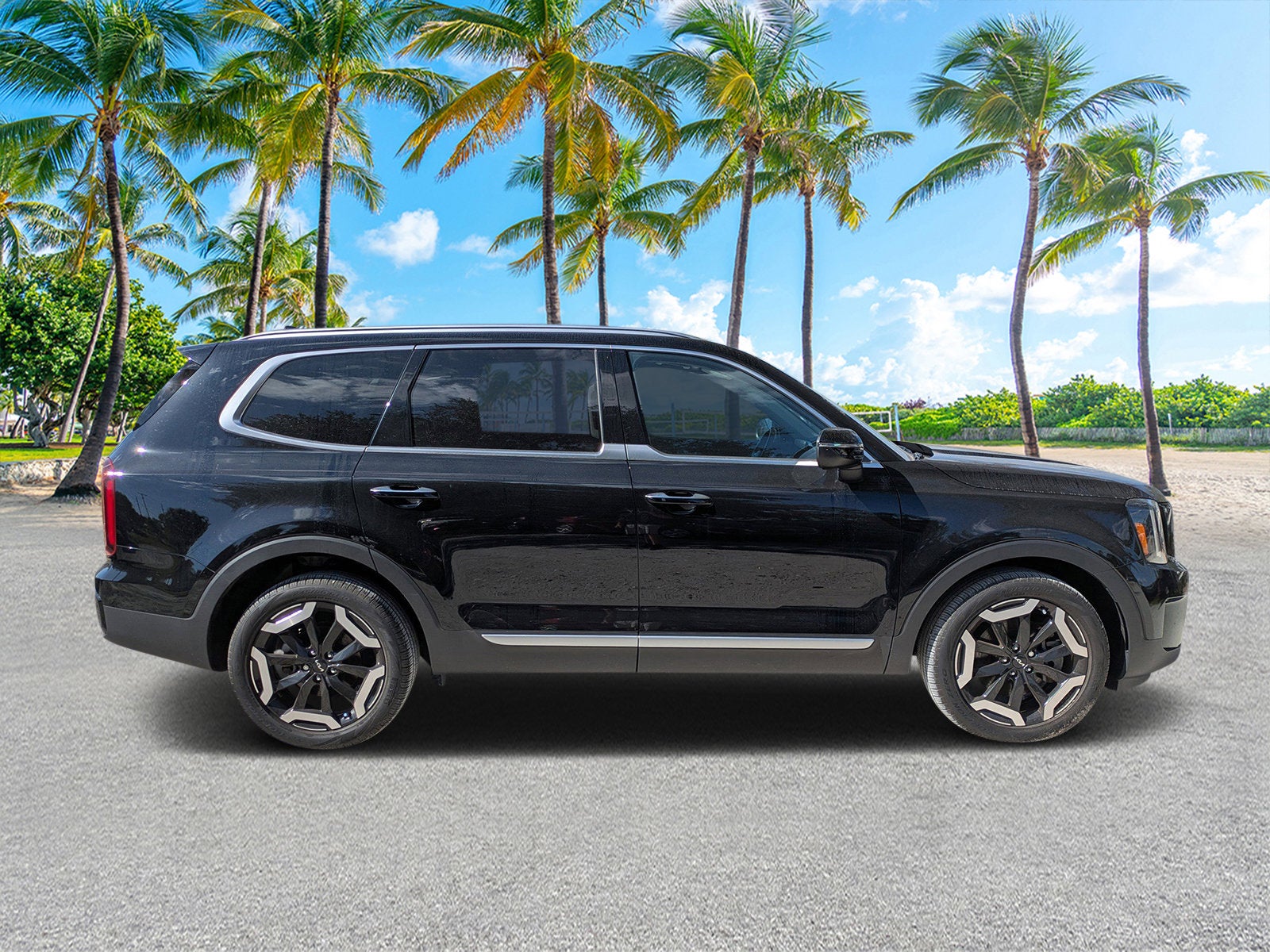 2023 Kia Telluride S