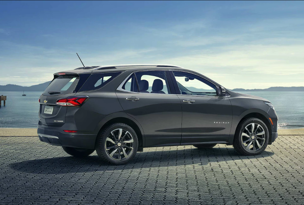 Photo of a Equinox vehicle